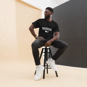 Klassisches Unisex T-Shirt